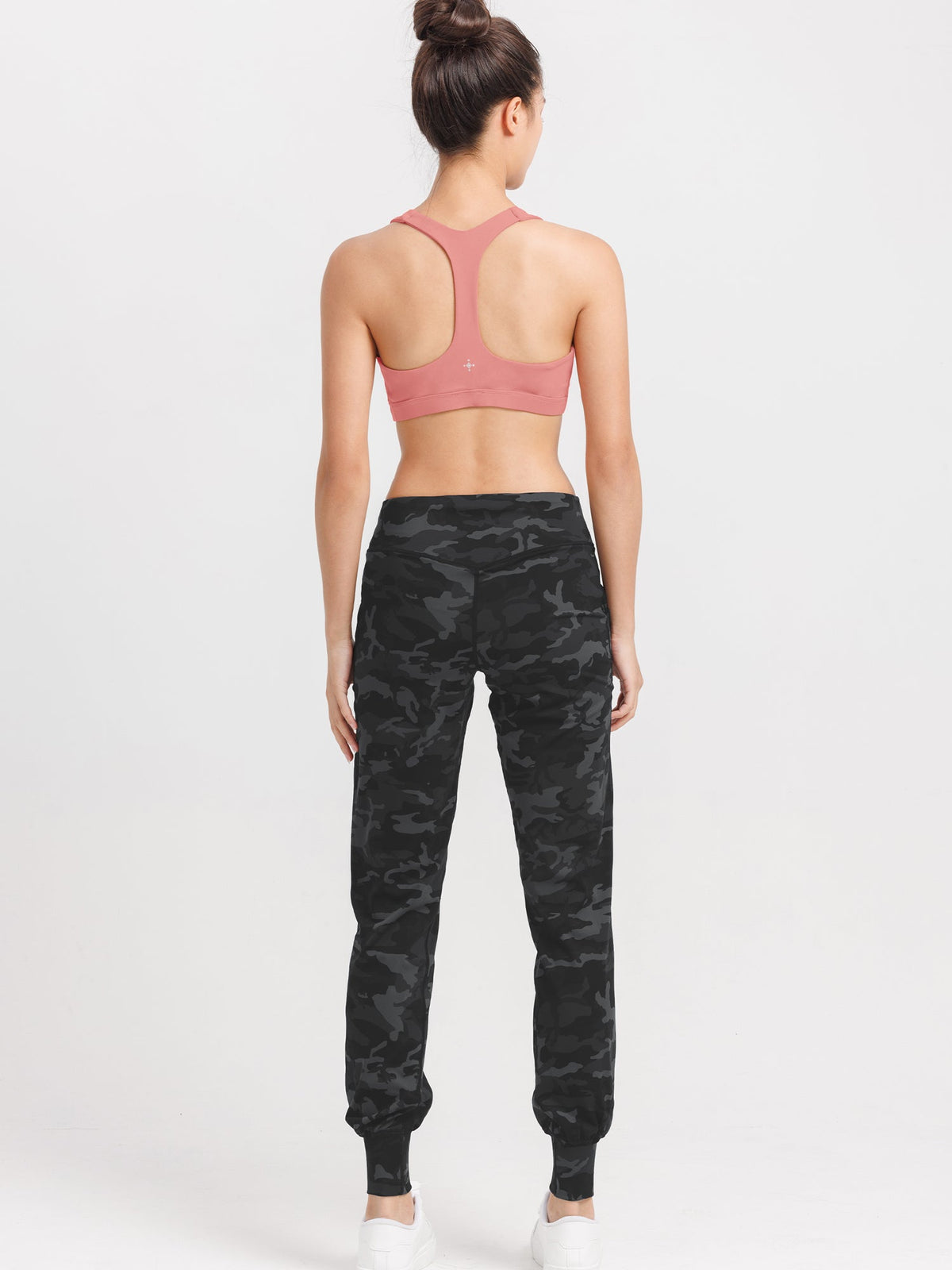 Limited Time SALE [Loopa] Loopa Jogger Pants